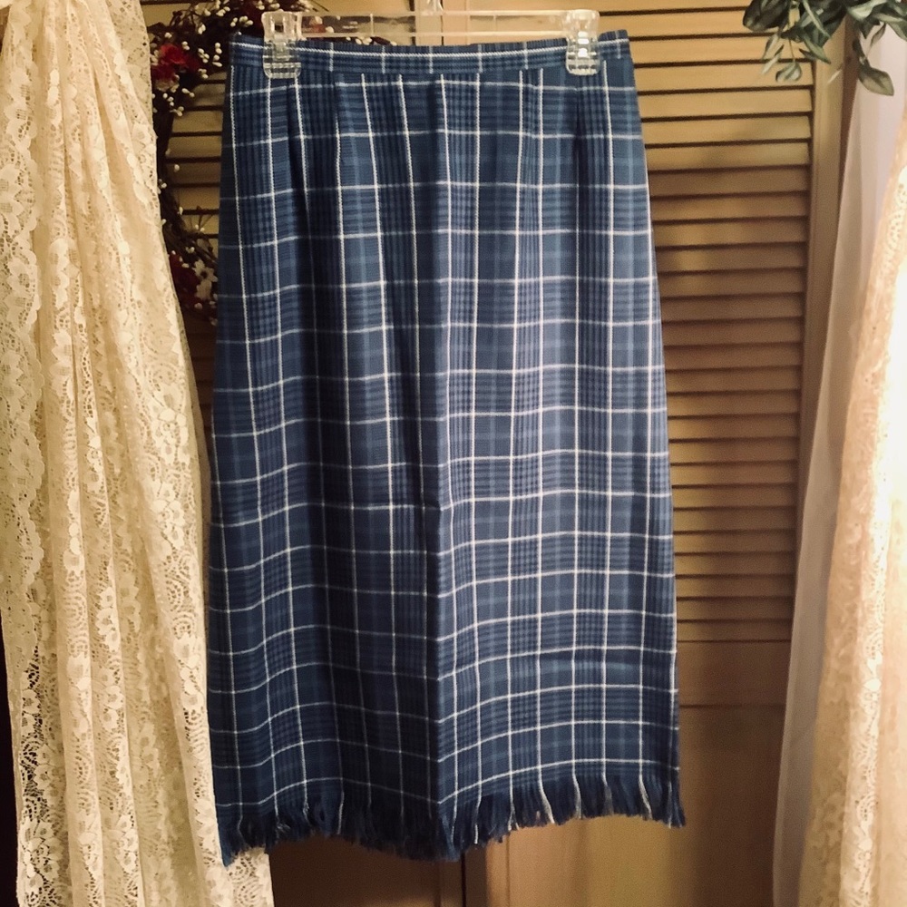 Long blue plaid skirt thread fringe 10p (fits reg. 6/8) New